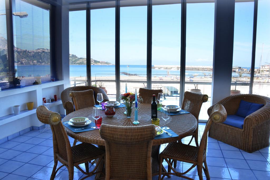 Terrazza Sul Mare Apartment Giardini Naxos Luaran gambar